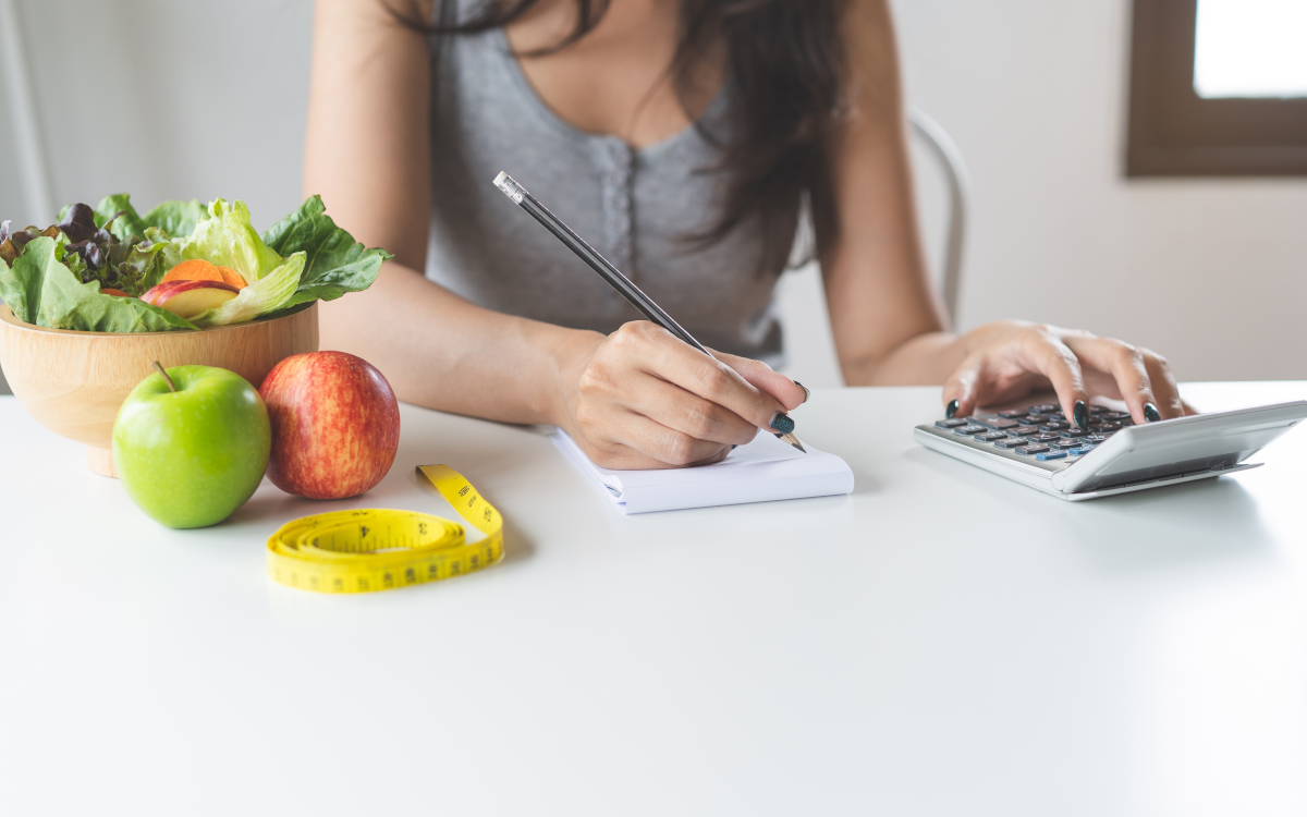 woman calculating calories